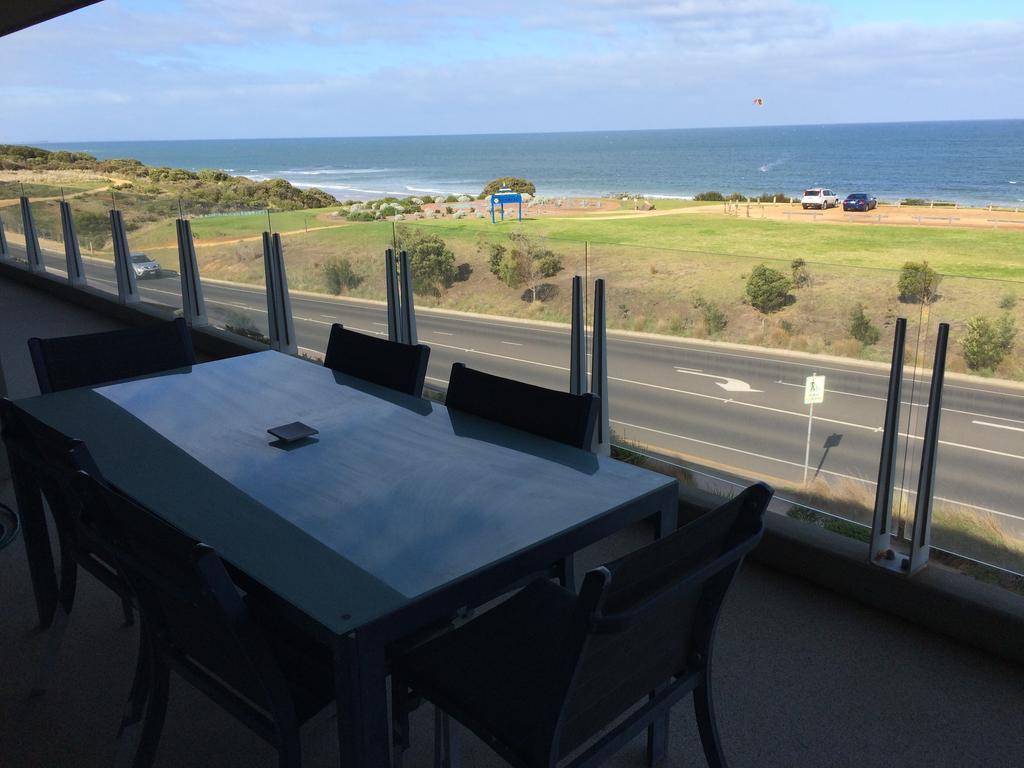 Onshore Torquay Room photo