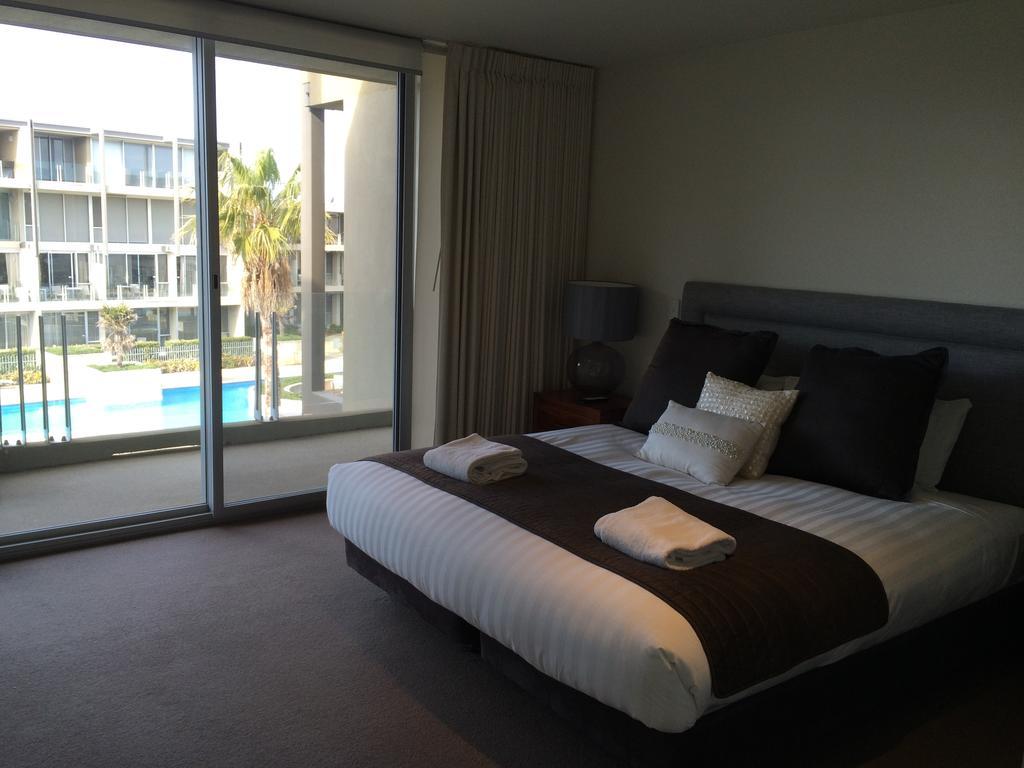 Onshore Torquay Room photo